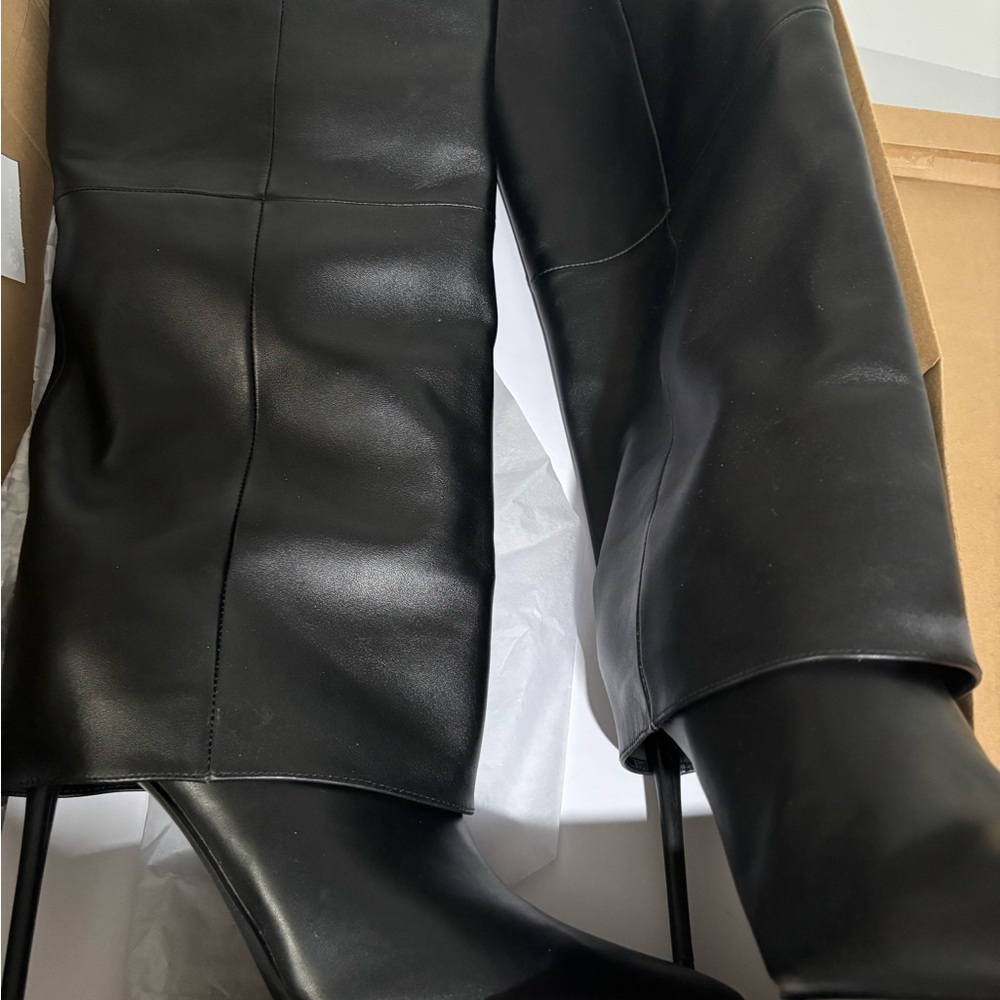 Steve Madden Sleek Black Heeled Boots
